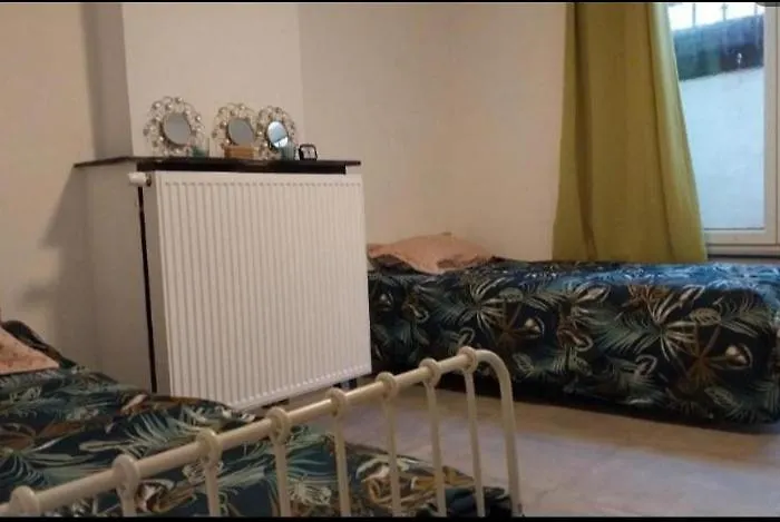 Chambre 2Lit Celibataire Schaarbeek Sous-Sol